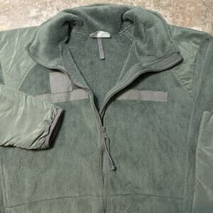 US Military Fleece Jacket Mens Medium Green Cold Weather Gen III USGI Pile ECWCS